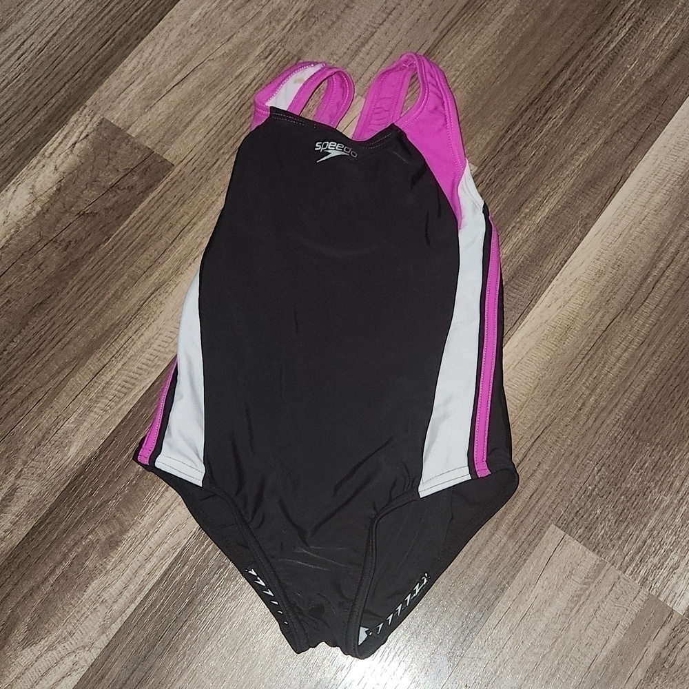 SPEEDO One Piece Swimsuit Size 7 Pink and Black Keyhole Back